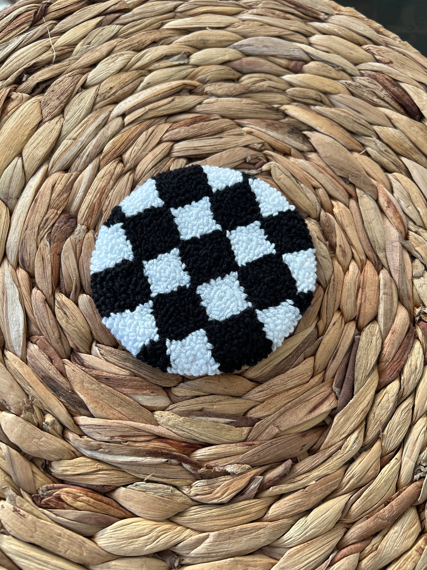 Retro Checkered Mug Rug Coaster